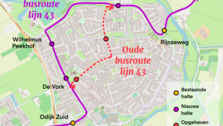 Kaart waarop de nieuwe en oude route van buslijn 43 is te zien
